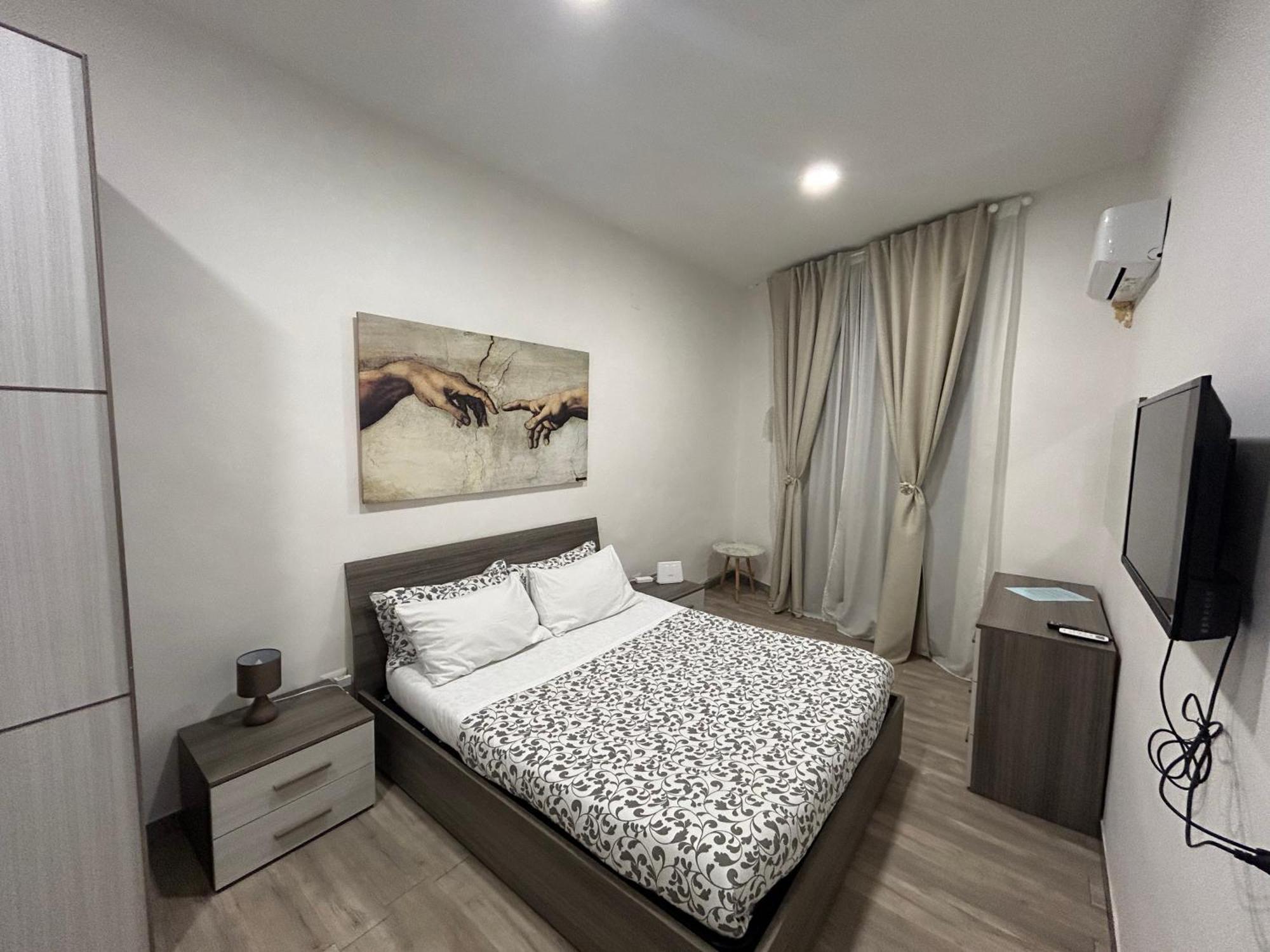 Casagiulia Apartment Napoli Bagian luar foto