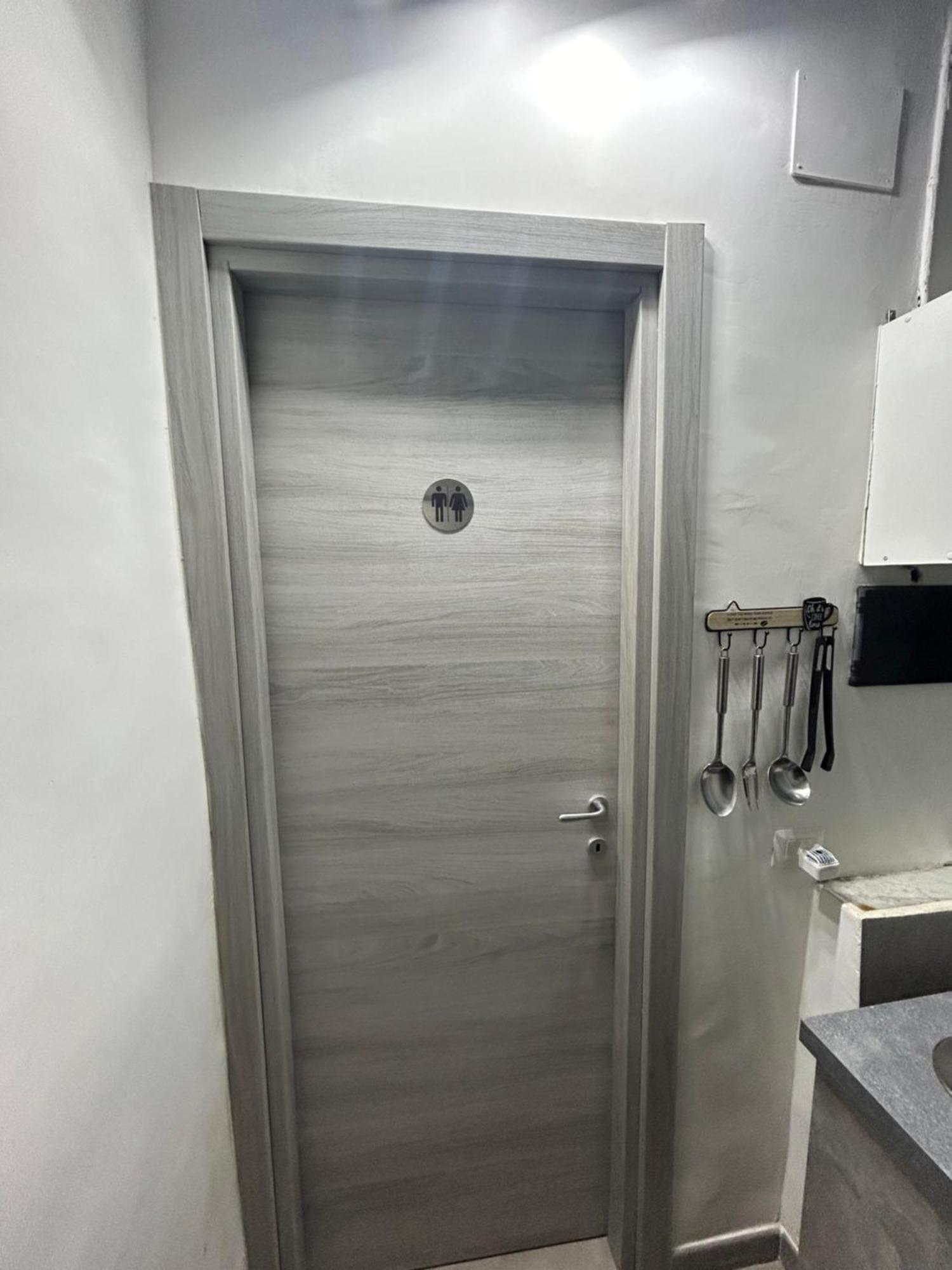 Casagiulia Apartment Napoli Bagian luar foto